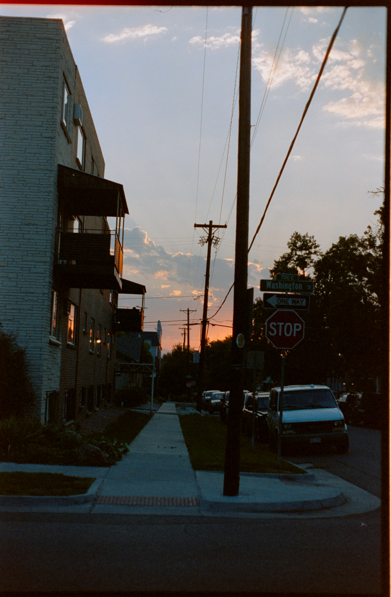 cinestill-800t-maxxum-12-frankinstax